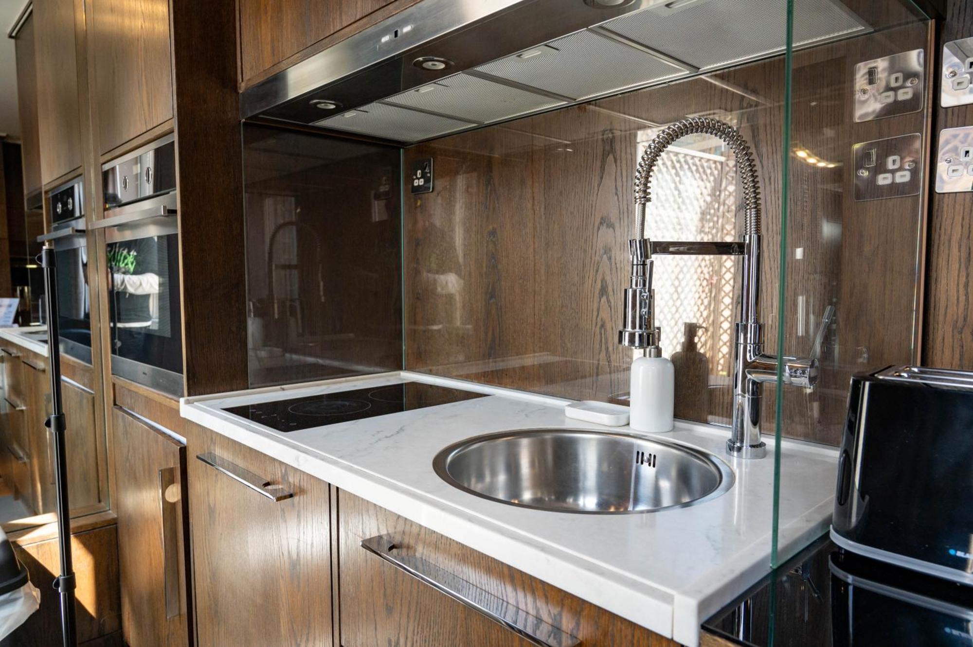 Luxury Studio Flat Victoria Sw1 London Eksteriør billede
